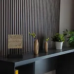 מלון Hotel54 סקרייה