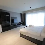 Hotel54 *
