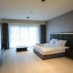 Hotel54 Ξενοδοχείο *