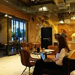 Hotel54