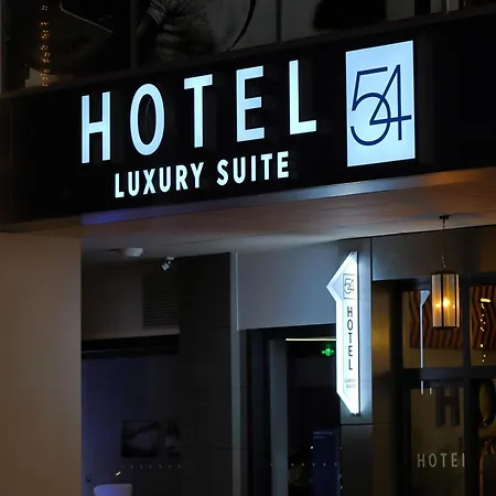 Hotel54 מלון